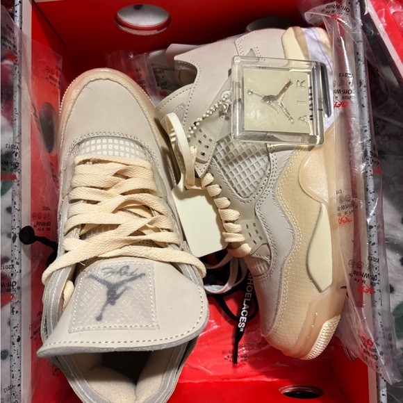 Nike Air Off-White Sneakers - Picture 3 of 6